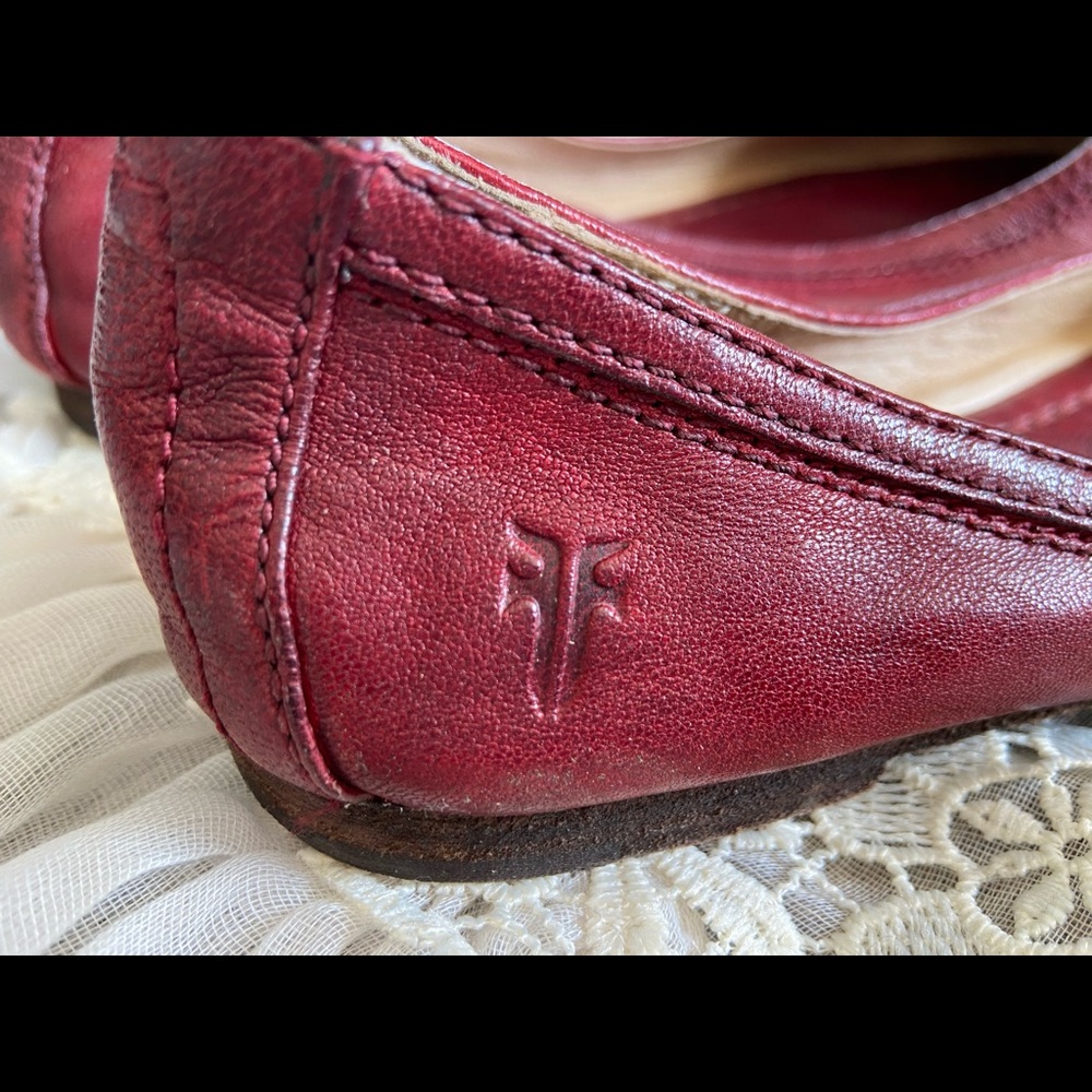 Frye Carson Ballet Red size 5